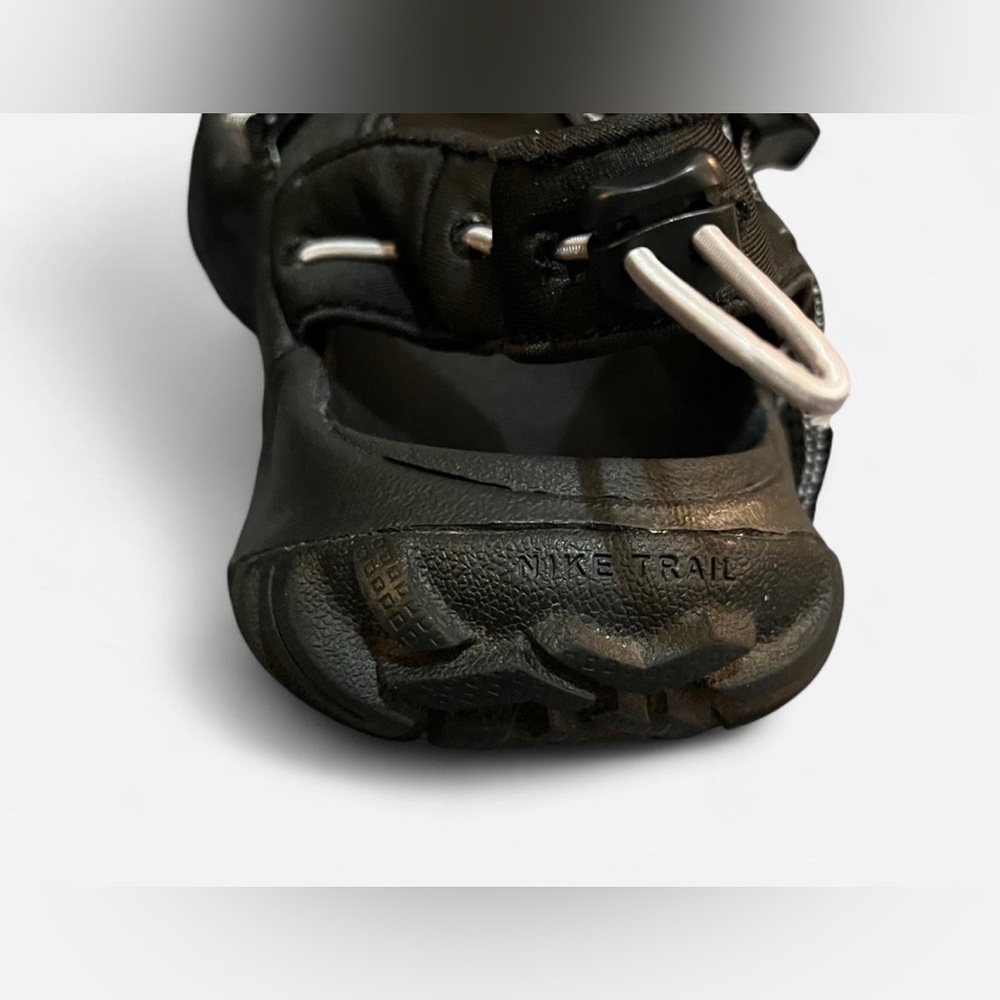 Nike Women’s Hiking Oneonta Black White Sandals-Waterproof outdoor,, walking, - Picture 4 of 6